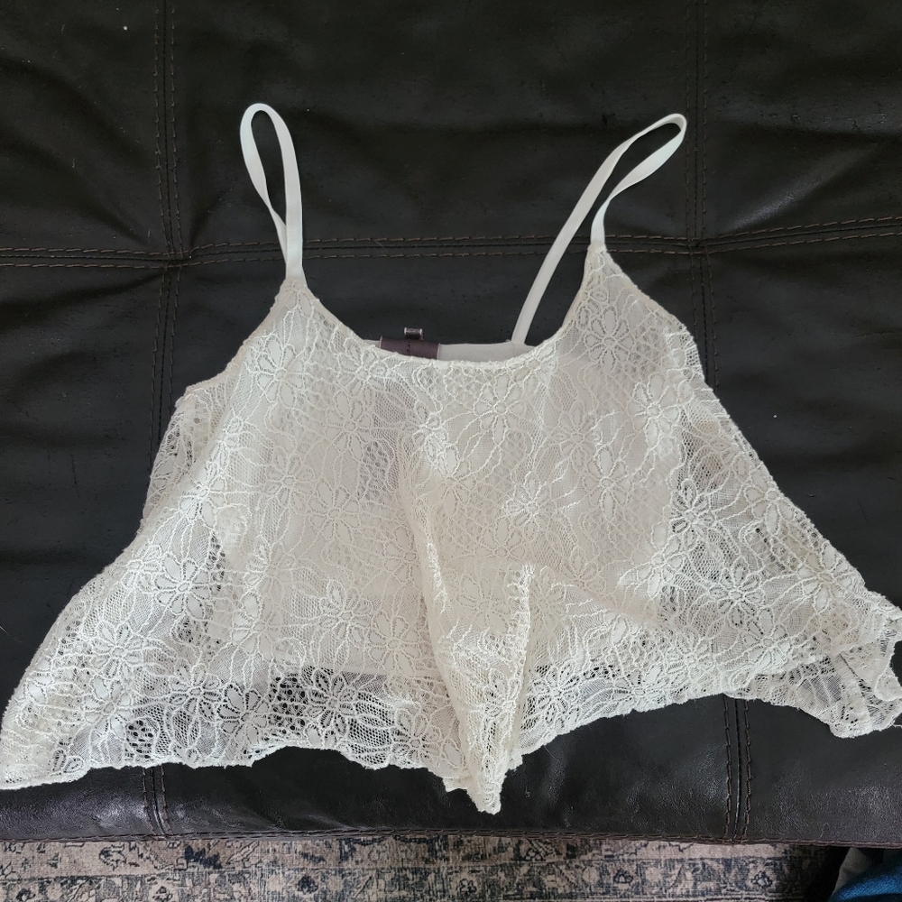 White crop top